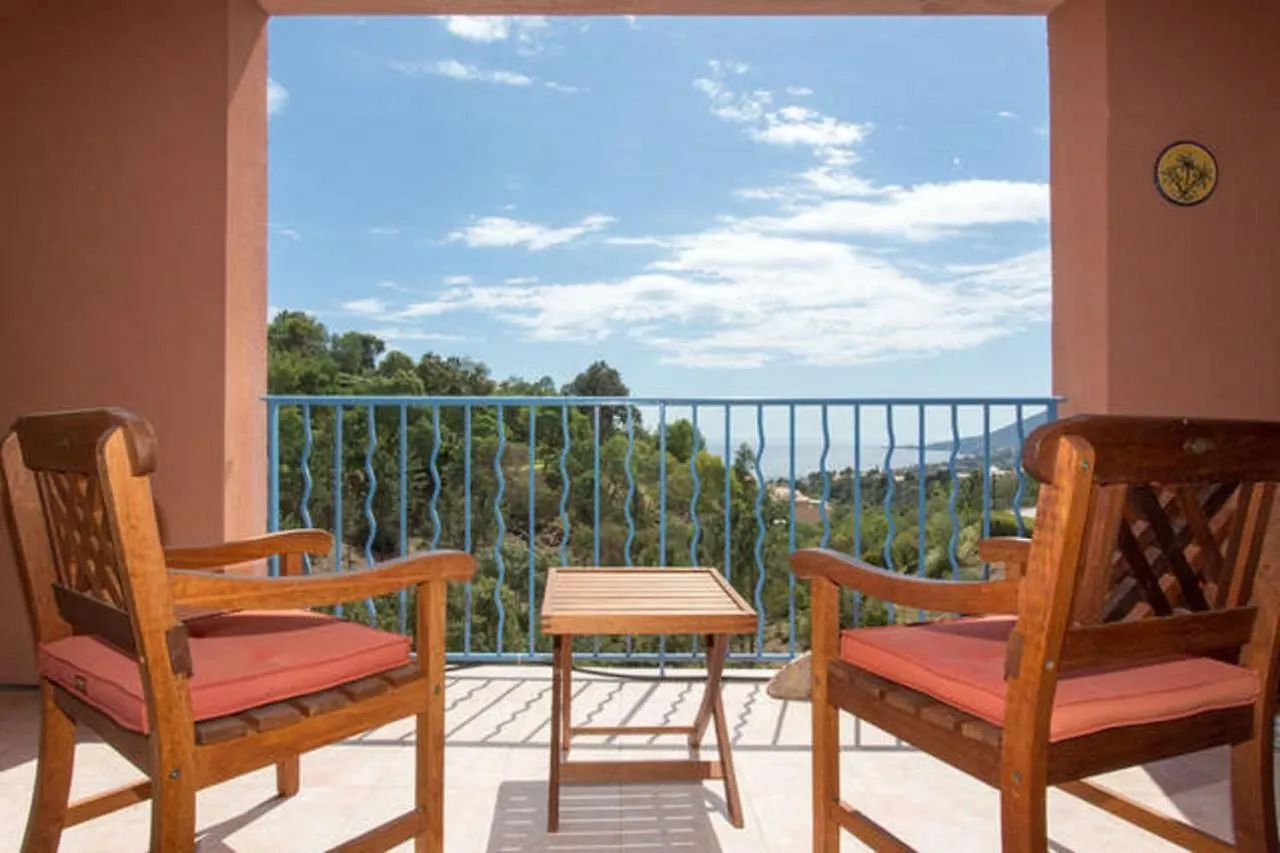 Appartement Rochemarine à Théoule-sur-Mer 0*,  France