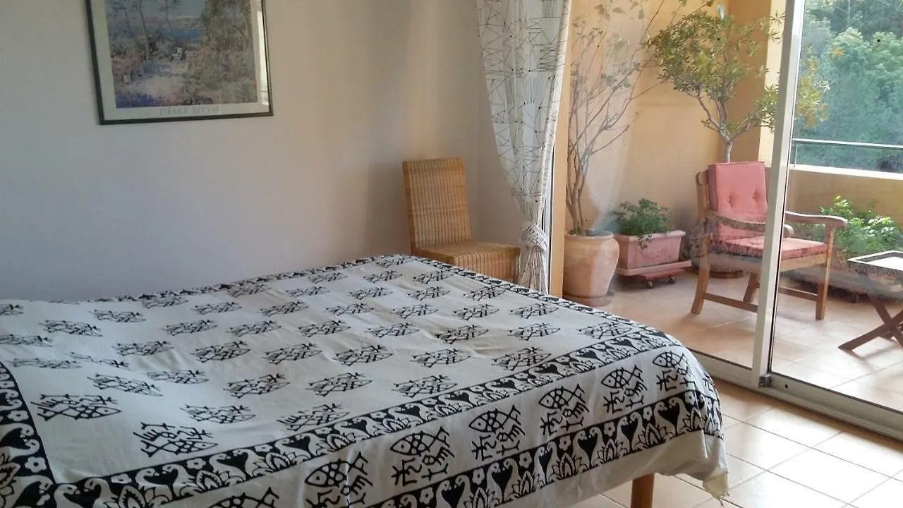 Appartement Rochemarine à Théoule-sur-Mer 0*,